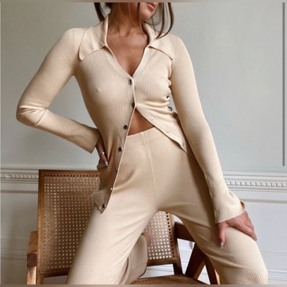 Danielle Bernstein Ribbed Pants Beige